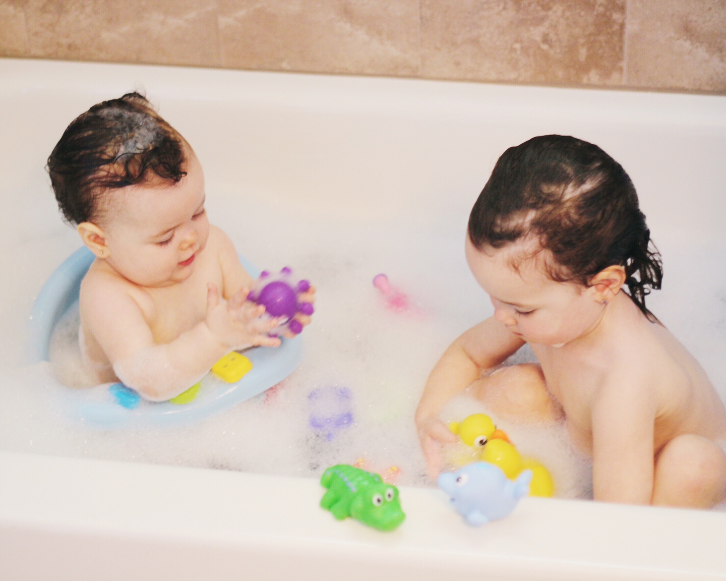 kids bathing together