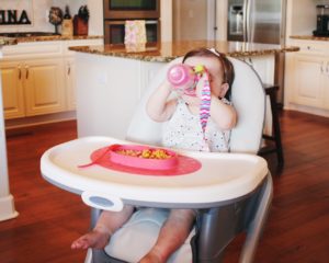 NUBY, BABY PLATES, BABY SUCTION PLATE, BABY BOTTLE HOLDER, BOTTLE STRAP