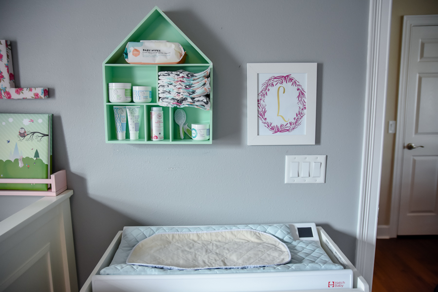 Oh Happy Play, a Florida mother blogger, shares her daughter Lola's Big Girl Room Tour. Check it out and see what you need to recreate this cute girls room!