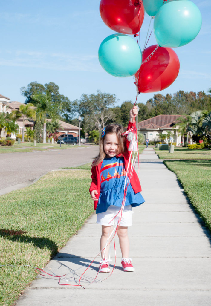 Oh Happy Play, a Florida Motherhood blogger shares the best Daniel Tiger Themed 3rd Birthday Party! Check it out and see how to recreate it!