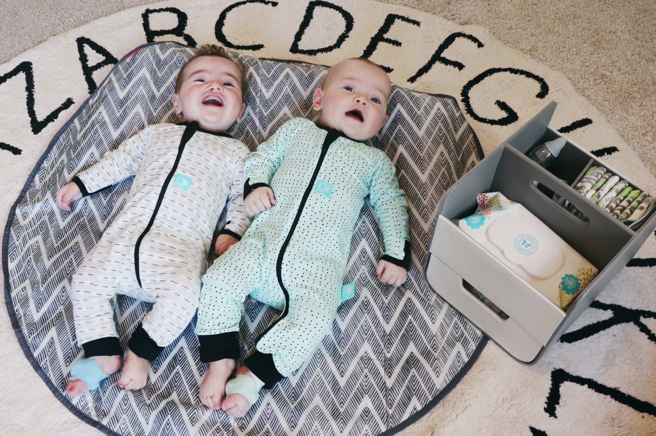 Get Your Babies To Sleep With Ease, Oh Happy Play, a Florida Motherhood blogger shares her twin bedtime routine! Check it out now!