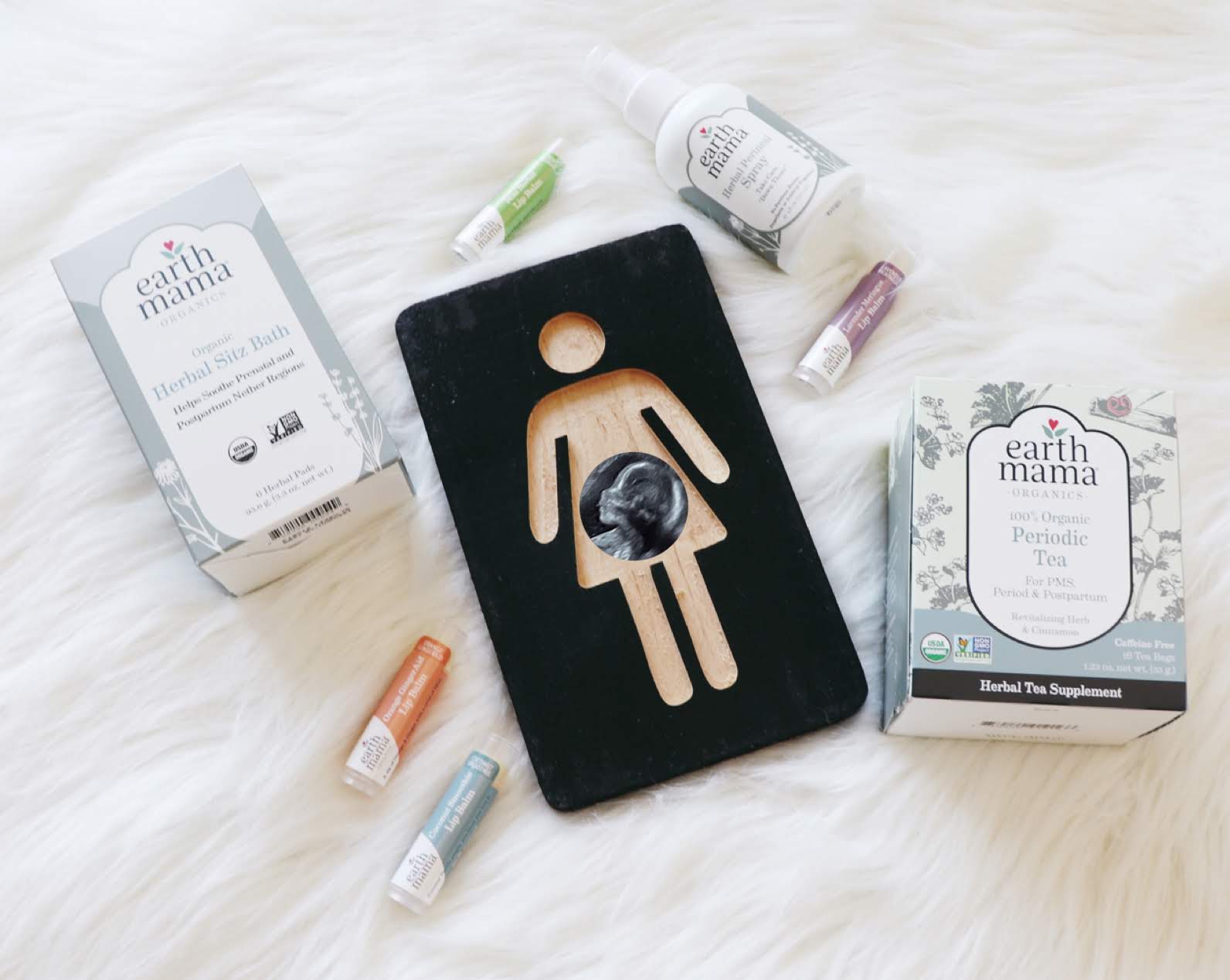 Trying to figure out what you need after baby? Florida Motherhood blogger, Oh Happy Play, shares 5 Postpartum Must-Have Products For Mom!