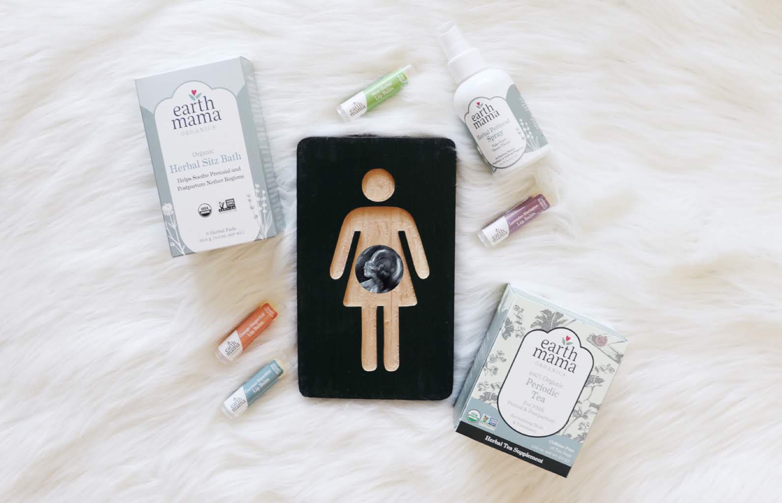 Trying to figure out what you need after baby? Florida Motherhood blogger, Oh Happy Play, shares 5 Postpartum Must-Have Products For Mom!