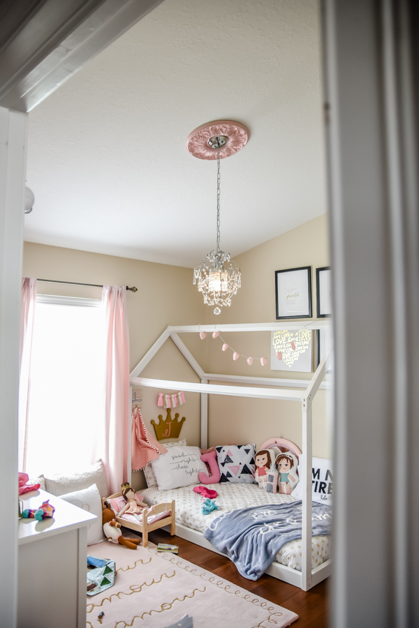 Toddler Floor Bed inspiration + diy plans