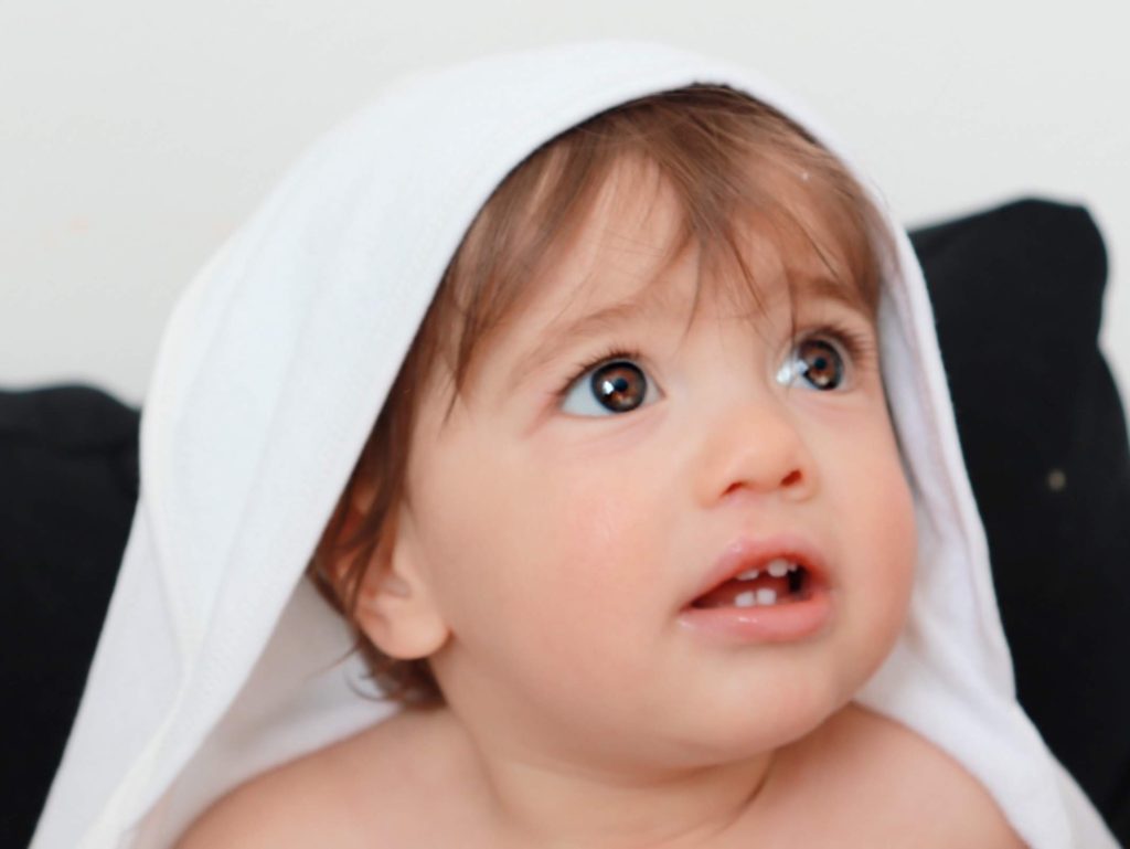 Organic Cotton Terry Hooded Towels, Gerber childrenswear, Gerber baby, Gerber brand, Bath Time For Eczema Prone Babies, Eczema in babies, Eczema kids, bath for Eczema, products for Eczema, oh happy play