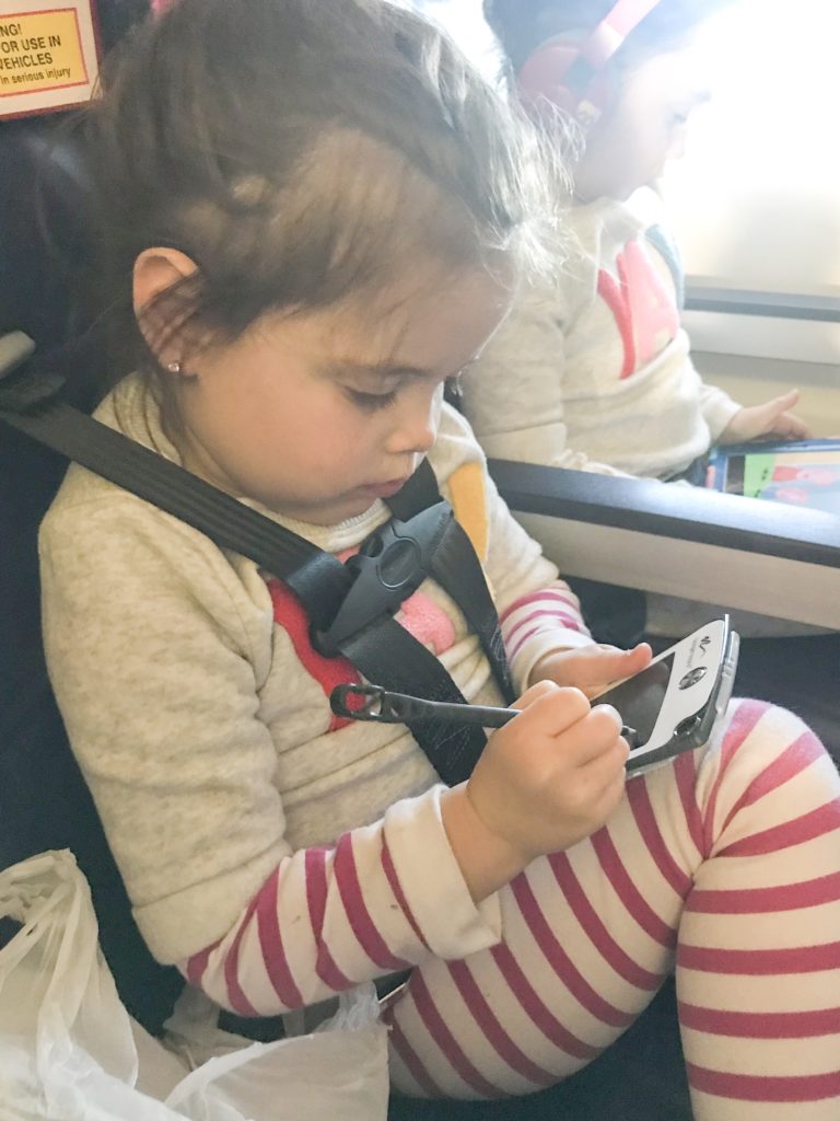 travel must haves for toddlers, traveling with kids, hacks for traveling with kids, traveling with young children, tips for traveling with young children, tips for traveling with kids, uppababy glink, lightweight umbrella stroller, traveling stroller, best Disney stroller