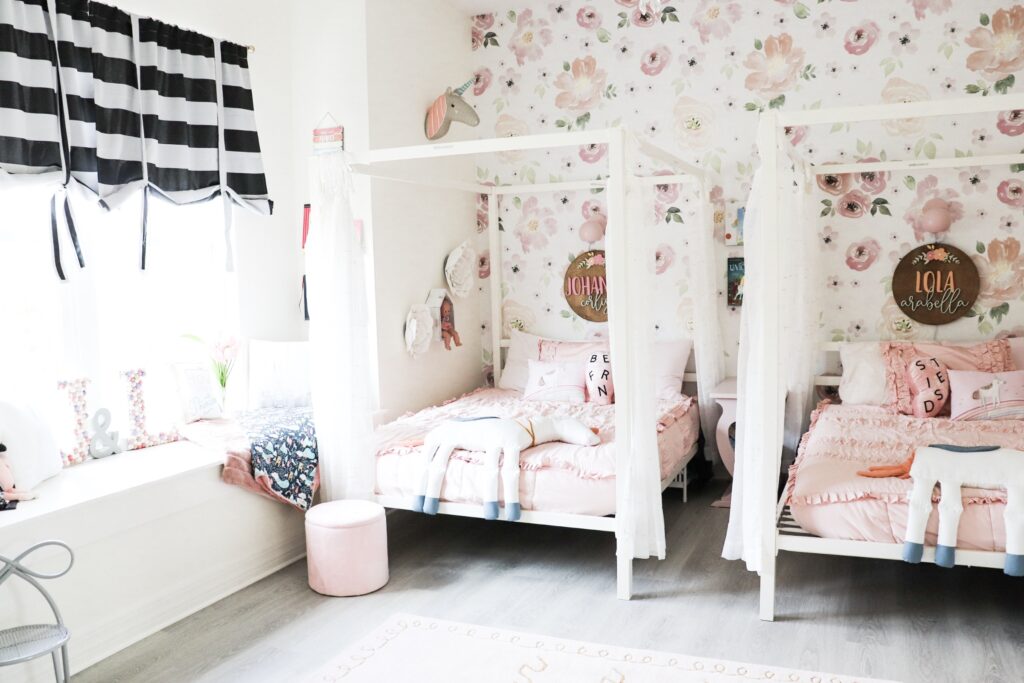 Girls bedroom store storage ideas