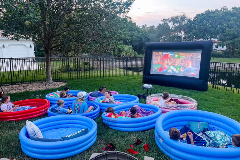 outdoor movie night with kiddie pools