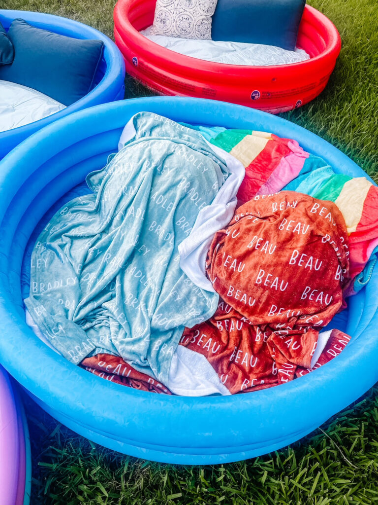 outdoor movie night with kiddie pools